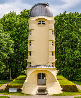 The Einstein Turm astrophysical observatory